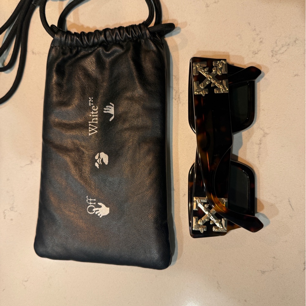 Off-White Catalina rectangular sunglasses NWT - image 4